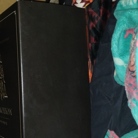 The Elder Scrolls Online Collector's Edition Dwarven Colossus Statue - Picture 8 of 9